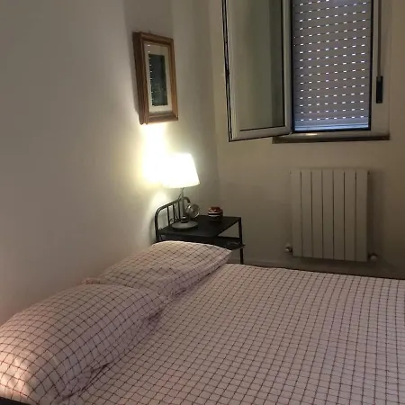 Cozy Flat Close To And Centre Apartamento