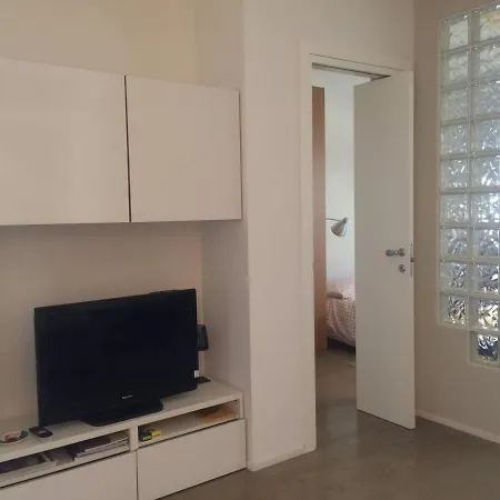 Cozy Flat Close To And Centre * باري