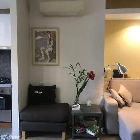 Cozy Flat Close To And Centre شقة *